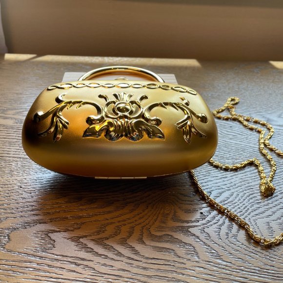 DANIELLA - Gold Tone Clutch Purse with Chain and Compact Mirror - 2005 - Picture 3 of 12